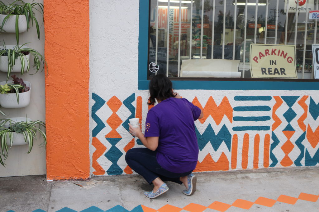 painting patterns outside market