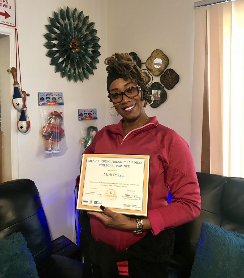 Maria De Leon with certificate